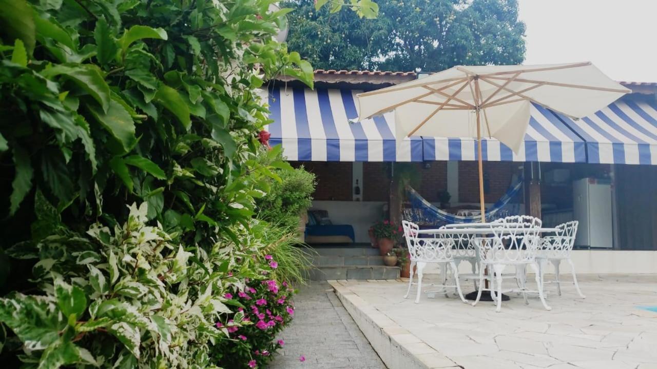 Suites Ambiente Familiar -Prox Do Thermas Águas de São Pedro Exterior foto